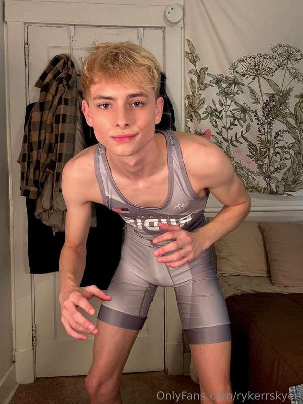 Do you think you could handle me 😏 🤼