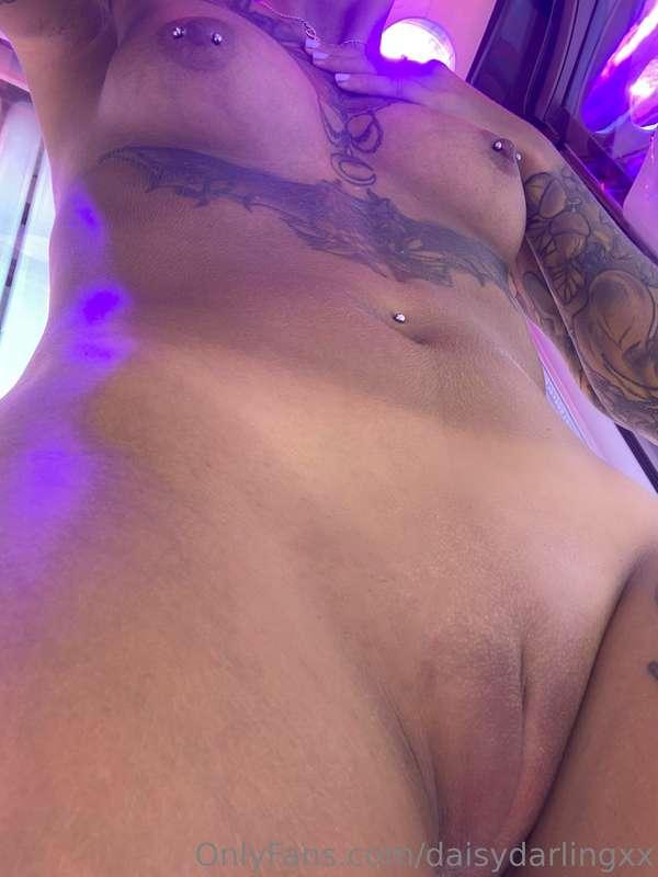 Keeping that pussy nice and warm for you 🥵👀