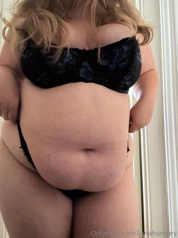 lunahansley image #3