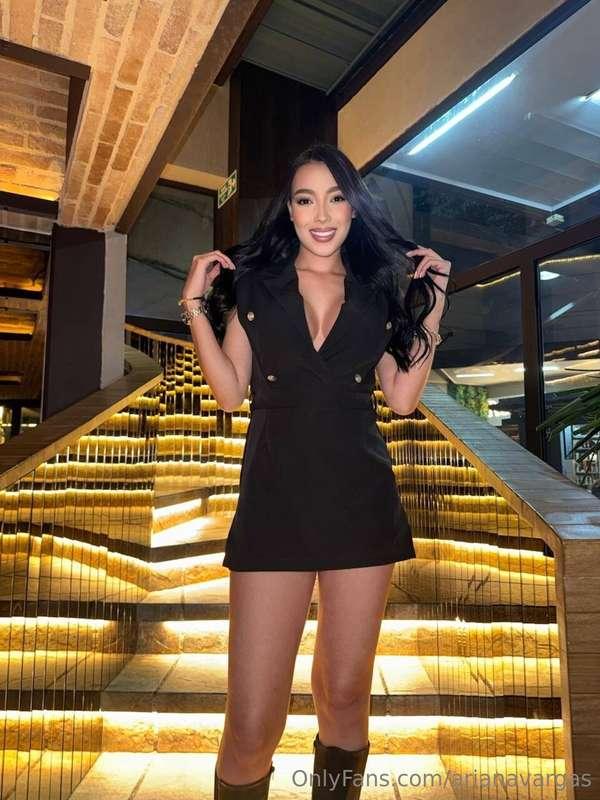 Late night thoughts: all about you 🌙👅