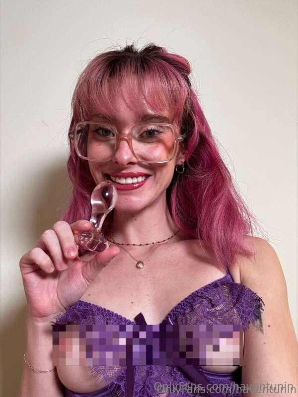 FIRST TIME TRYING ANAL BEADS!Open this if you’ve ever wonder..