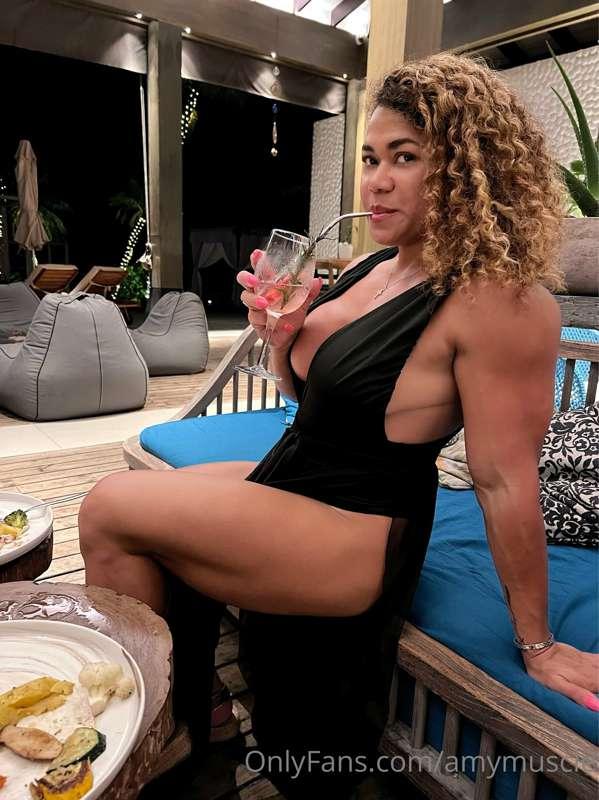 🥂🔥your female muscle latina !!!