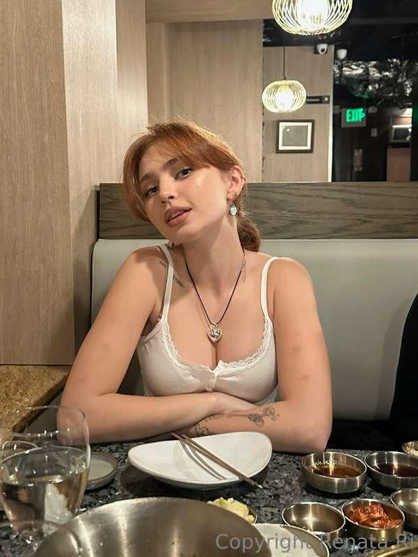 *POV* you’re my date and you’re enjoying the view ^_^