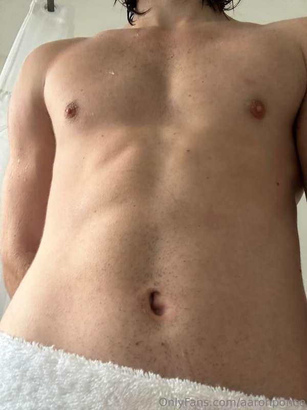 I'm not good at math, would you count my abs for me? 🥵
