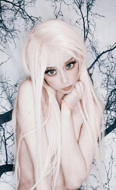 Cuddle me, I'm cold