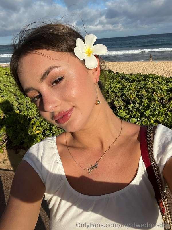 I'm a tiny flower :) 🌼