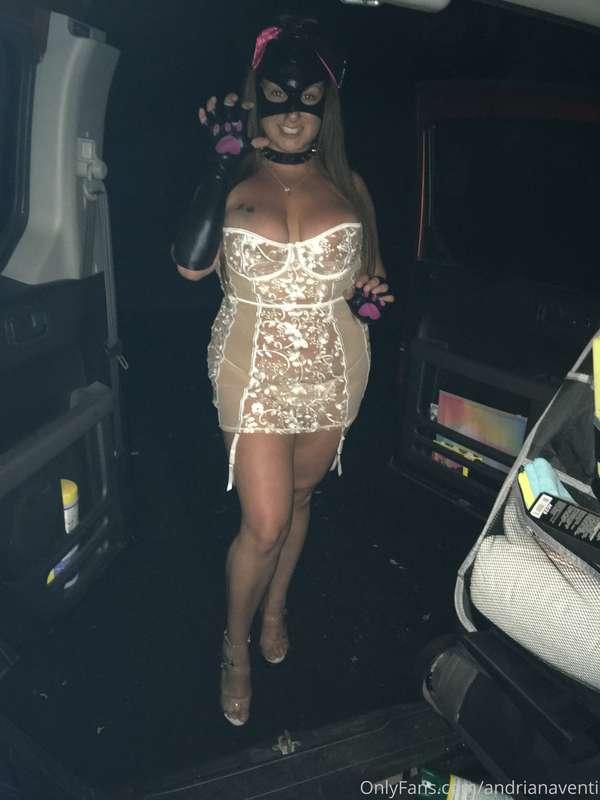 Break up with your girlfriend because I’m bored :)