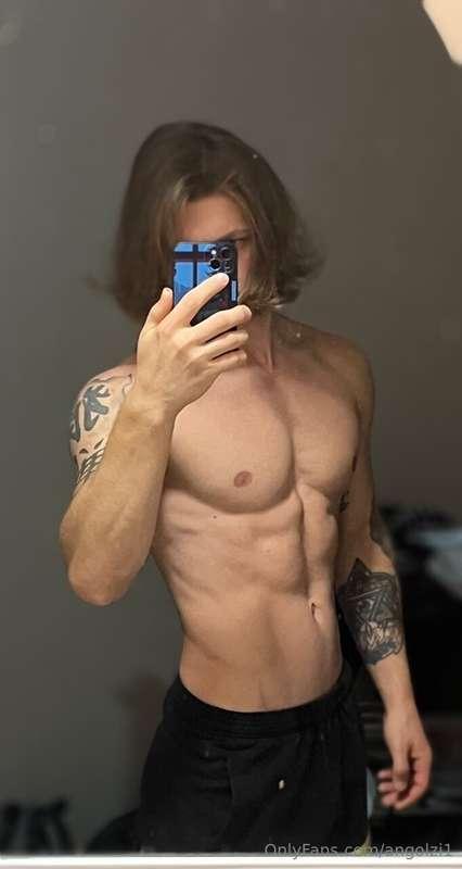 just woke up 😪🥱🙂‍↕️