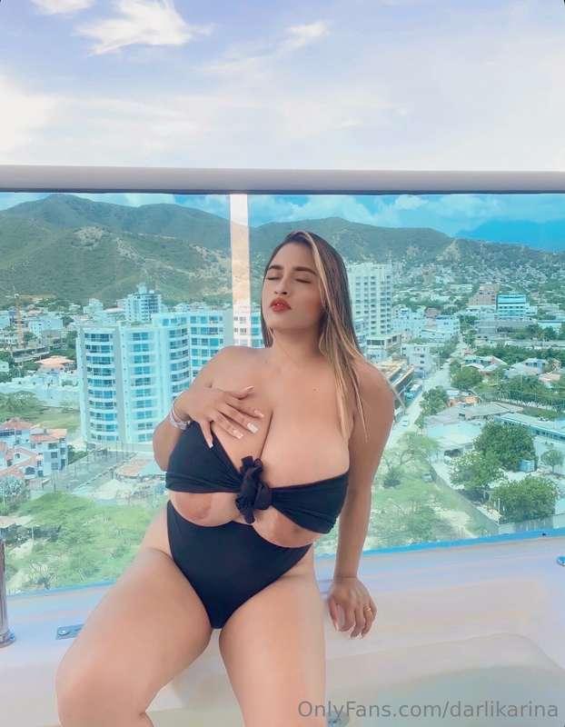 Come with me!🧜🏼‍♀️💦
