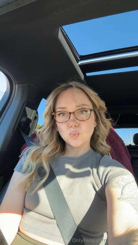 Today is a good day to get fucked. Love my glam. 💋