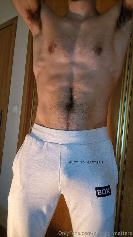 Pants or briefs? Nothing is not a valid answer 😏 #muscle #sh..