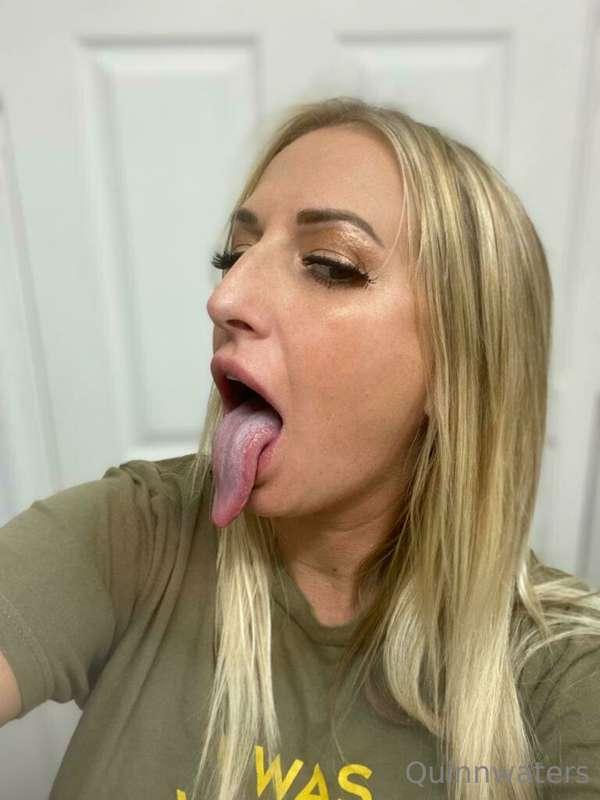Would you suck my tongue…….. 😈