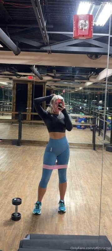 wanna get sweaty with me? 👀