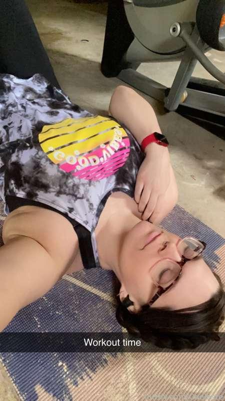 Workout time! (+plus milk) #fyp #lactation #lactating #hucow #exercise #workout #hugetits #naturaltits #inducedlactation #induced #nerdy #nomakeup