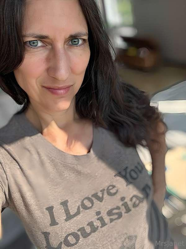 I do love Louisiana! How about you? I need to get back to Ne..