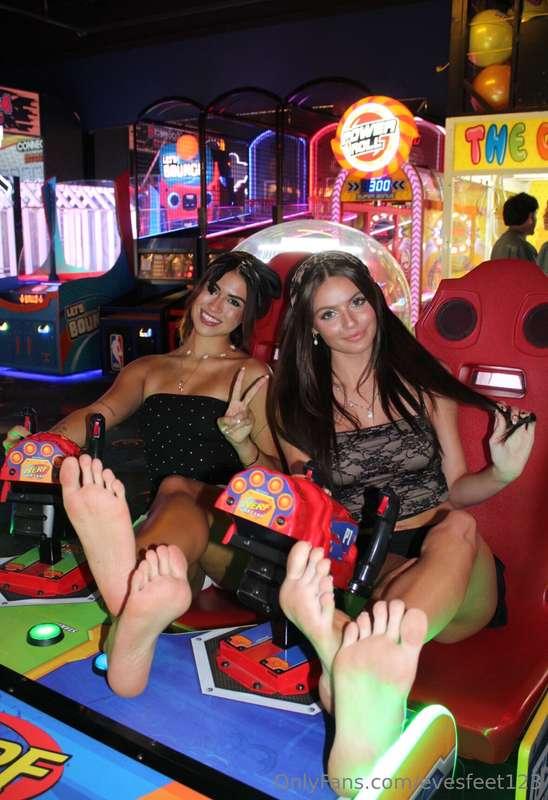 Collab with @soleysoph tomorrow!Don’t miss out👯‍♀️👣👣