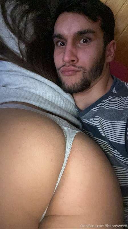 I ate this ass whole until it came🔥