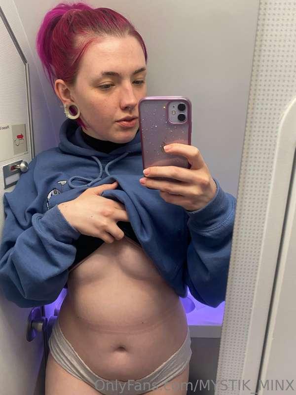 ✈️