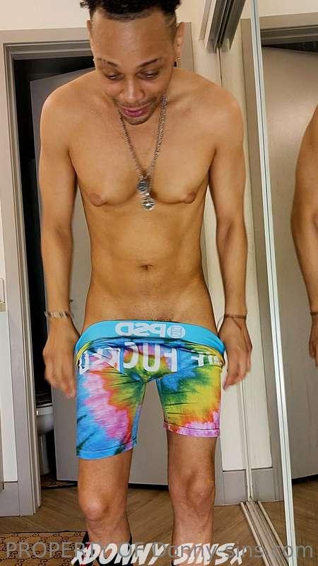 fan ordered a custom video of me changing my underwear and t..