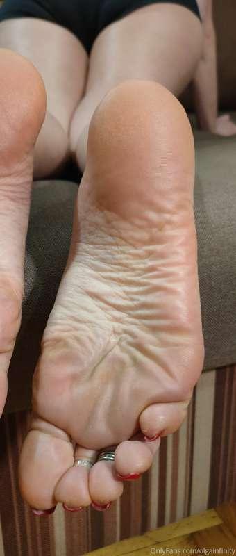 Perfect view to cum. Soles in details.
