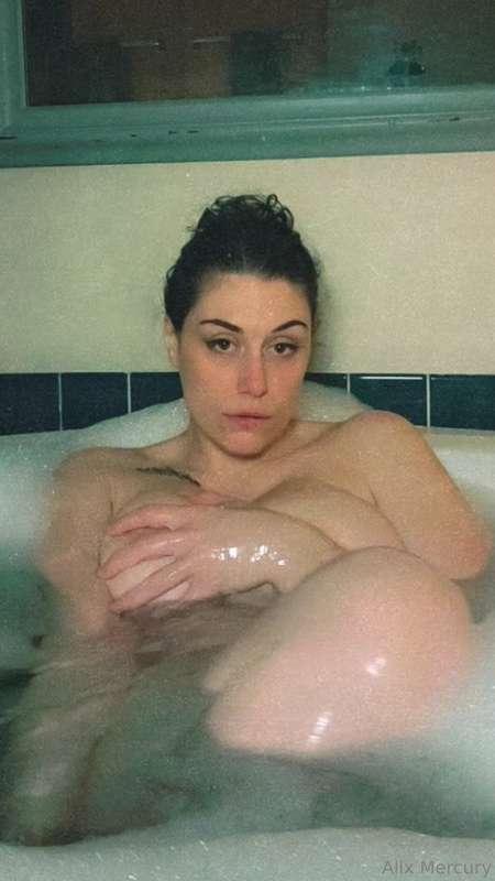 alixmercury image #5