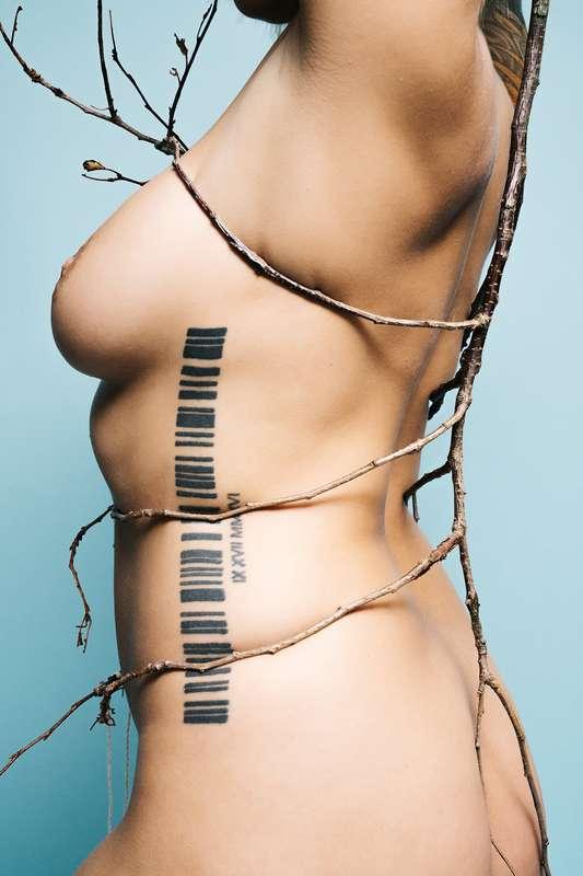 Been a little tied up lately 😅 . .  📸 Chris Bowden