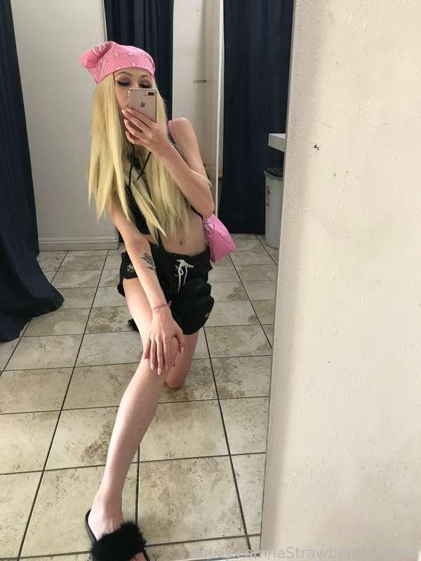 lastrawberryblonde image #1