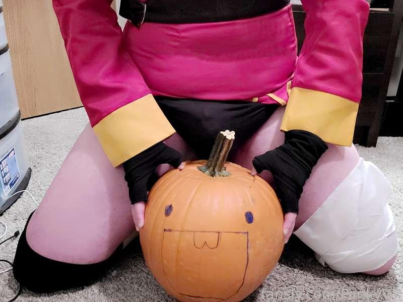 Happy Halloween my little gooners, this is the pumpkin fucking special you've all been waiting for!~

nearly 10 minutes of pumpkin fucking with my dressed up as Megumin to celebrate halloween this year, I hope you all enjoy it and it was worth the wait 😳

#vtuber #anime #femboy #halloween