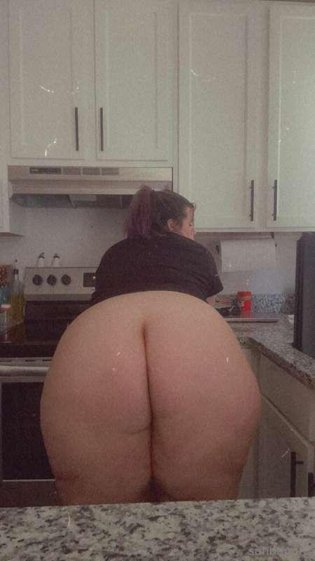 let me make you dinner after you eat me for dessert first 😝😋..