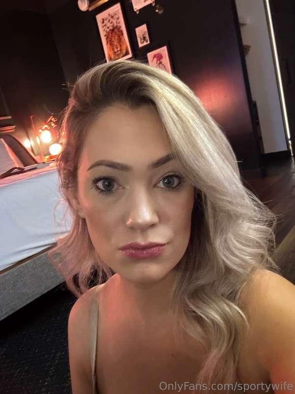 Should I go live soon? Would you guys make it worth my time?..