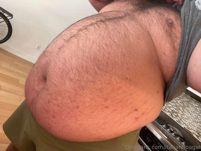 I’m gonna need to weigh in on my new scale soon. This tank f..