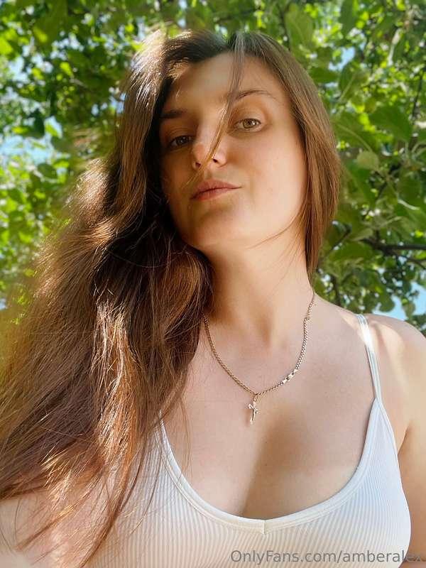 who didn't notice that I have a new photo on my avatar lol