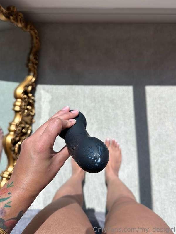 new video in ur dms where I creamed on this dildo