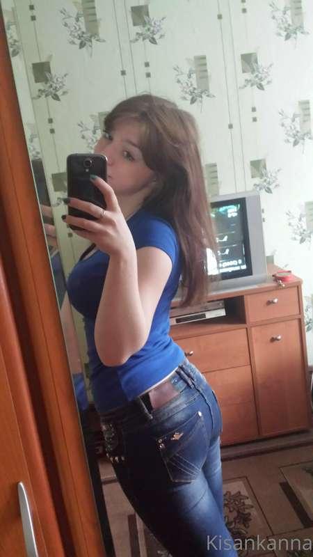 These are very old photos))) Exclusive guys))) Oh, and the t..