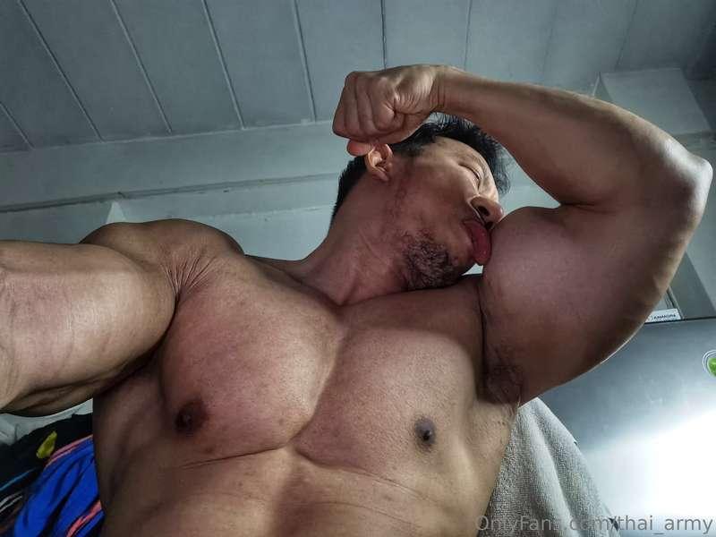 Heropic​#160 😎