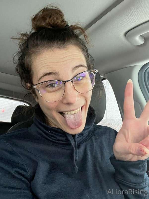 Somehow taking car selfies during winter just isn’t as sexy ..