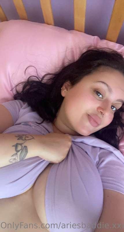 hey i just woke up but wow i’m so so grateful for my tweet b..