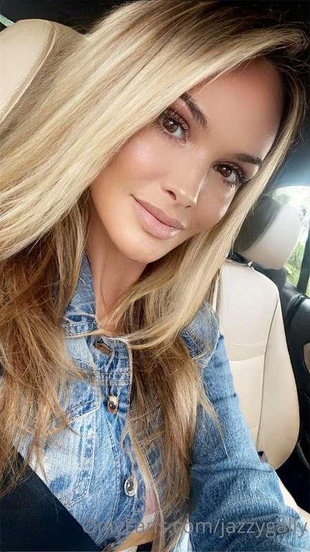 Happy Saturday 💕