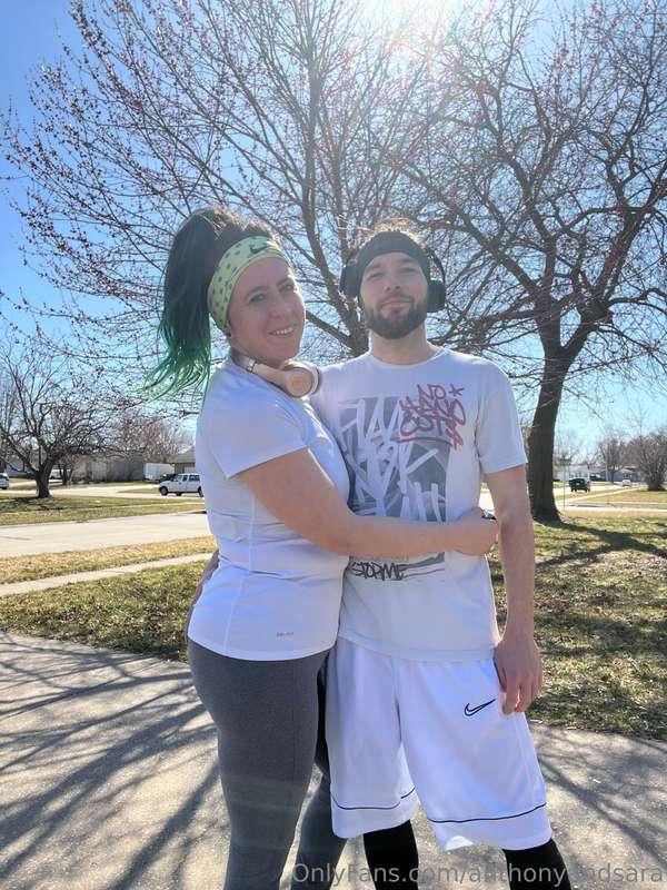 We did 2 miles today and Anthony went to the gym!! 💚
