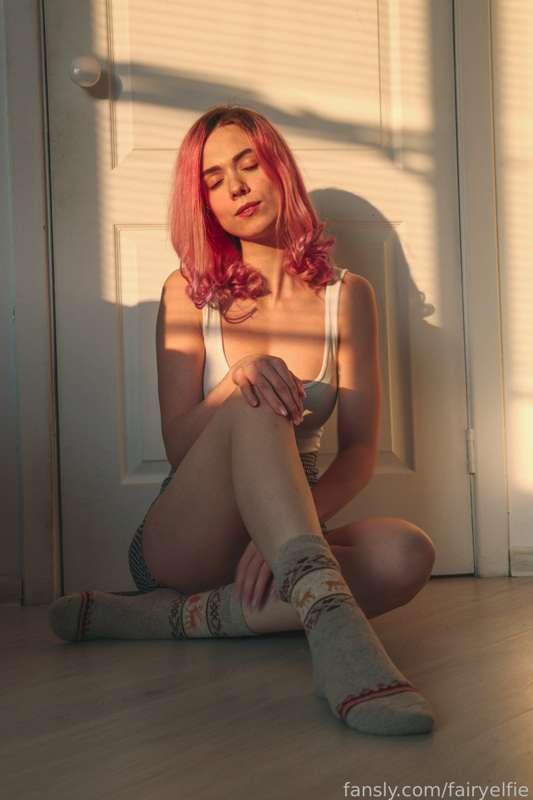 Full set available now &lt;3 



#fyp #socks #warmsocks #armpit #pinkhair #smalltits #smallboobs #tits #boobs #booty 