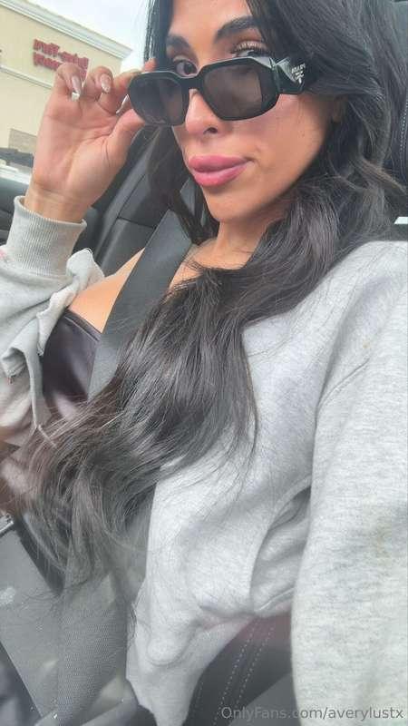 When I see a hot guy in traffic 🚗 🛑 