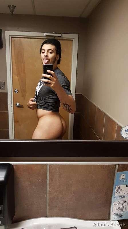 Enjoy these oldddd ass shots from when I was just a lil fuck..