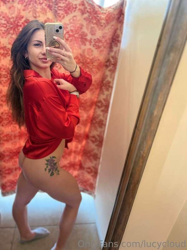 POV I stole your shirt and there's zero chance you're gettin..