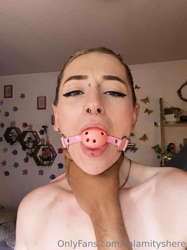 or do you like this gag more? 😈