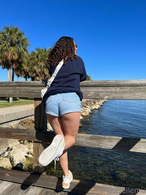 What are you looking? 🤭🤭