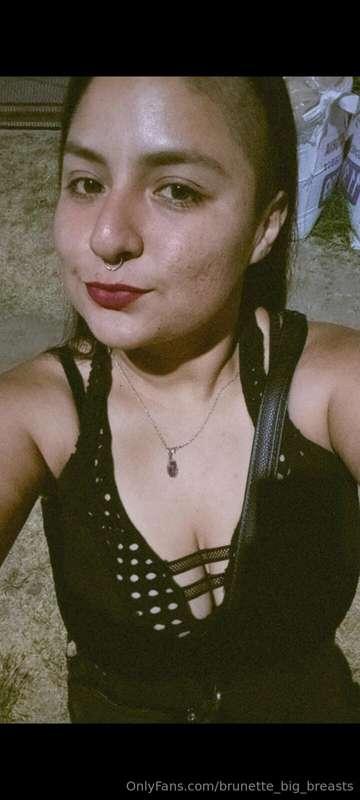 Do I look okay? 🩷