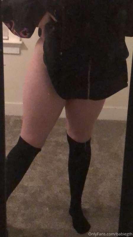 A little hip dip content to switch things up