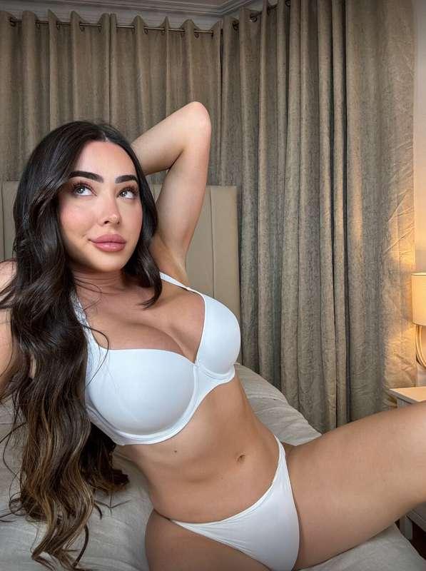 White hot and turning up the heat—can you handle this glow? ..