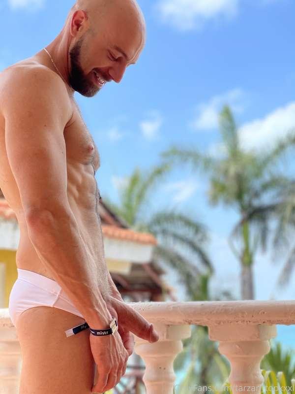 Suns out Dick’s out!