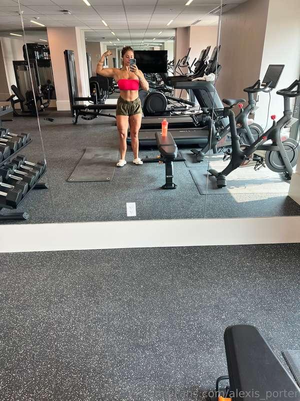 Been busy trynna get big 😌
